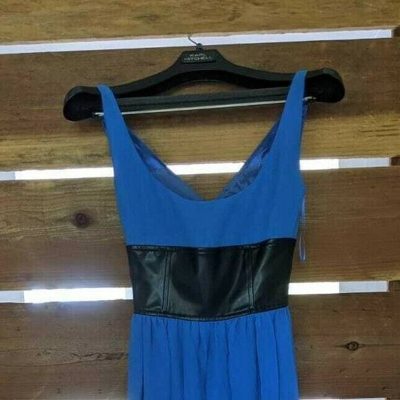 AW16 BLACK FAUX LEATHER TOP W/ BACK TAIL - Picture 4 of 11